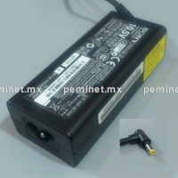 Eliminador / Cargador - Sony 10.5 V / 4.30 A - Conector 5.0 mm especial de Sony