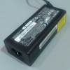 Eliminador / Cargador - Sony 10.5 V / 4.30 A - Conector 5.0 mm especial de Sony