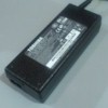 Eliminador / Cargador - Toshiba 19.0 V / 3.95 A - Conector 5.5 mm